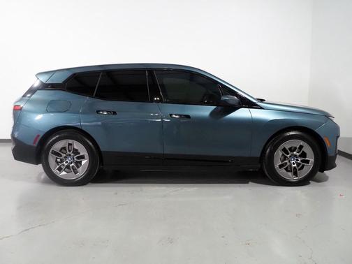 2023 BMW iX xDrive50
