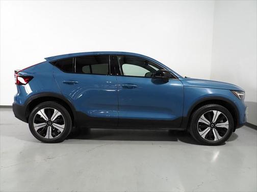 2023 Volvo C40 Recharge Pure Electric Twin Plus