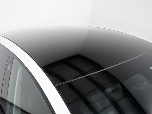 2023 Tesla Model Y *AUTOPILOT, NAVIGATION, SAFETY ALERTS, ADAPTIVE CRUISE, SURROUND VIEW CAMERAS, PANORAMA GLASS ROOF, HEATED SEATS/STEERING WHEEL, WIRELESS CHARGING