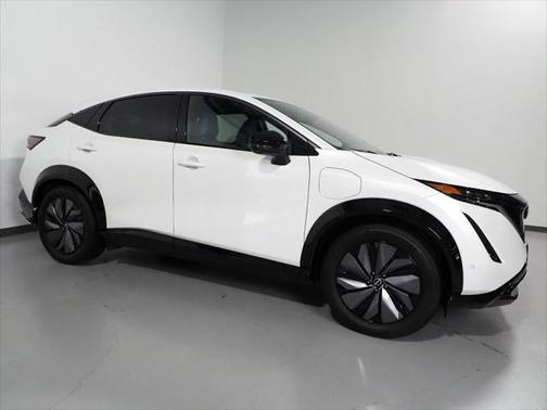 2025 Nissan ARIYA PLATINUM+