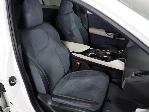 Eminent White Pearl 2023 Lexus RZ 450e Luxury