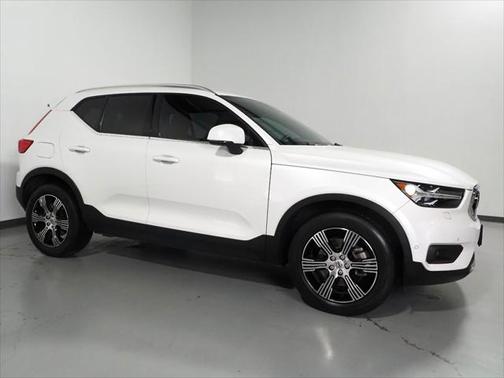 2022 Volvo XC40 T5 Inscription