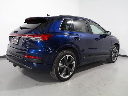 2024 Audi Q4 e-tron Prestige 50 quattro