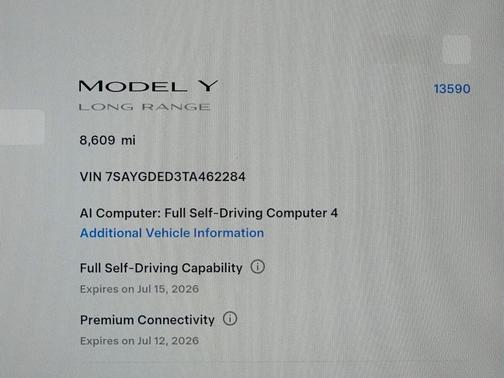 Quicksilver 2026 Tesla Model Y Premium Rear-Wheel Drive