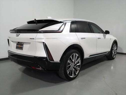 2024 Cadillac LYRIQ Luxury w/1SE