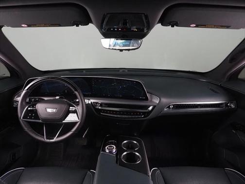 2024 Cadillac LYRIQ Luxury w/1SE