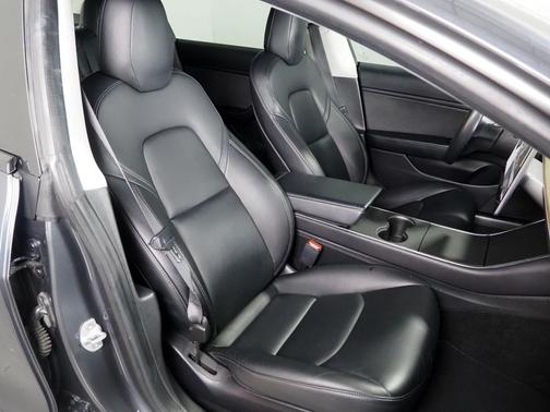 2018 Tesla Model 3 Standard