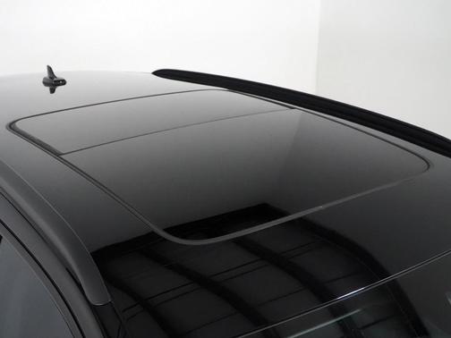 2024 Audi Q8 e-tron Premium Plus