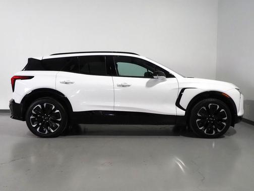 2024 Chevrolet Blazer EV eAWD RS