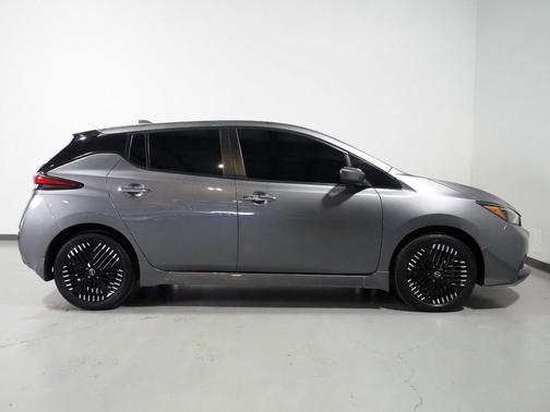 Gun Metallic 2023 Nissan Leaf SV PLUS 60 kWh