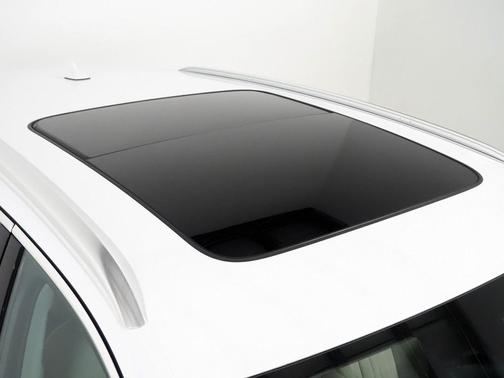 2024 Audi Q8 e-tron Premium Plus