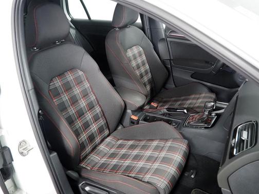 2018 Volkswagen Golf GTI 2.0T S 4-Door