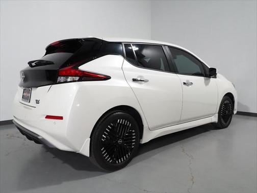 2023 Nissan Leaf SV PLUS 60 kWh