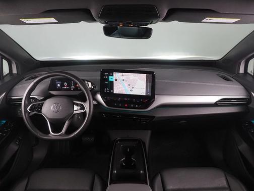 2023 Volkswagen ID.4 *PANORAMA GLASS ROOF, NAVIGATION, ADAPTIVE CRUISE, DIGITAL COCKPIT, SAFETY ALERTS, 360 VIEW CAMERAS, HEATED SEATS/STEERING, POWER LIFTGATE, WIRELESS CHARGING, ANDROID & APPLE