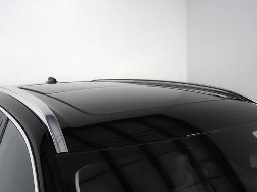 2024 Volvo XC90 Recharge Plug-In Hybrid T8 Plus 6-Seater