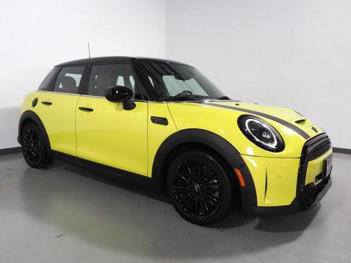 2023 MINI Hardtop Cooper S