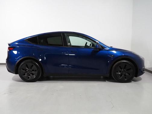 2025 Tesla Model Y Long Range Dual Motor All-Wheel Drive