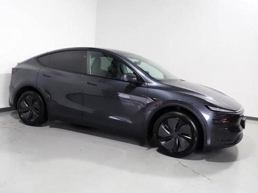 Stealth Grey 2026 Tesla Model Y *AUTOPILOT, NAVIGATION, SAFETY ALERTS, ADAPTIVE CRUISE, AUTOMATIC PARKING, SURROUND CAMERAS, PANORAMA GLASS ROOF, CLIMATE SEATS, HEATED STEERING, WIRELESS CHARGING