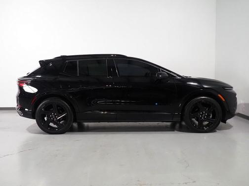 Black 2024 Chevrolet Equinox EV RS