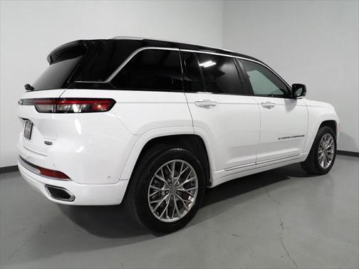 2022 Jeep Grand Cherokee 4xe Summit