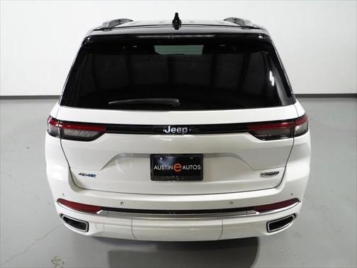 2022 Jeep Grand Cherokee 4xe Summit