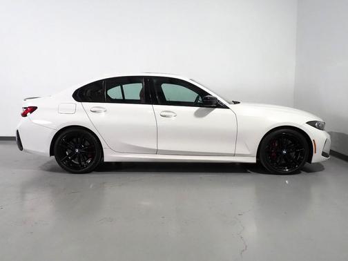 2023 BMW 330 *M SPORT, HEADS-UP DISPLAY, NAVIGATION, CURVED DISPLAY, SAFETY ALERTS, BACKUP-CAMERA, MOONROOF, HEATED SEATS/STEERING, 19 INCH WHEELS, WIRELESS CHARGING, ANDROID & APPLE