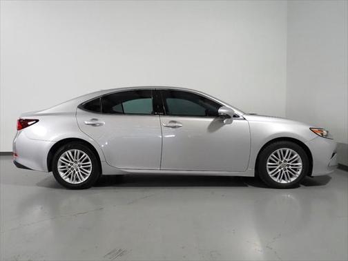 2016 Lexus ES 350 Base