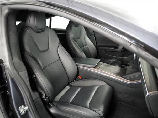 2022 Tesla Model S Dual Motor All-Wheel Drive