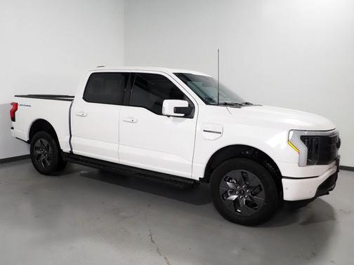 2023 Ford F-150 Lightning LARIAT