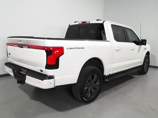 2023 Ford F-150 Lightning LARIAT