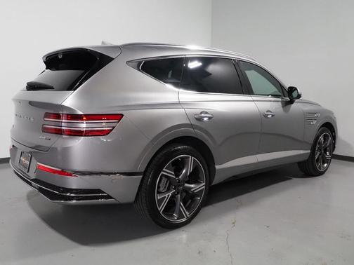 Savile Silver 2025 Genesis GV80 3.5T