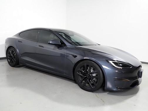 2022 Tesla Model S Dual Motor All-Wheel Drive