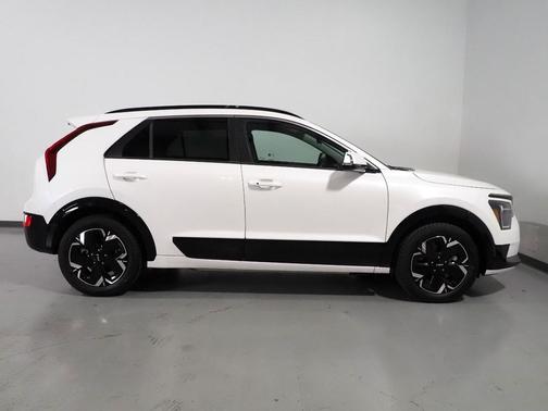 2023 Kia Niro EV Wind