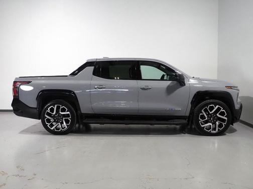 Slate Gray Metallic 2025 Chevrolet Silverado EV RST