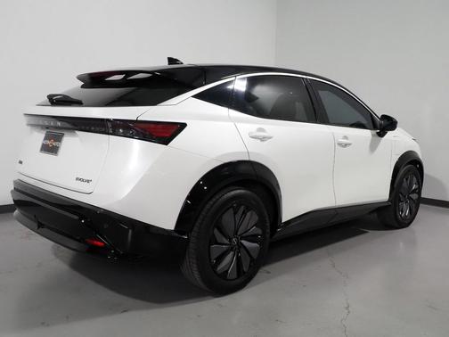 2023 Nissan ARIYA EVOLVE+