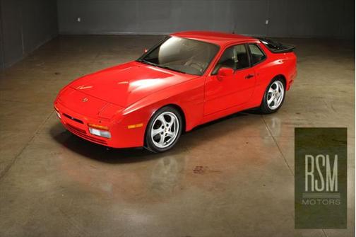 1986 Porsche 944 TURBO
