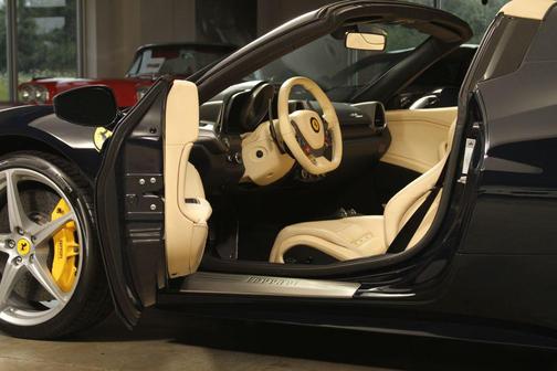 2012 Ferrari 458 Spider Base