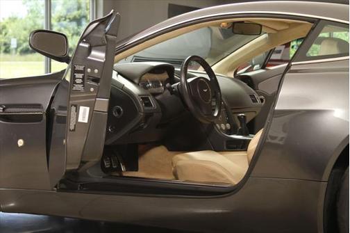 2006 Aston Martin V8 Vantage Base