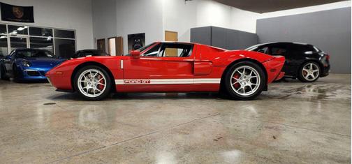 2005 Ford GT Base (100A)