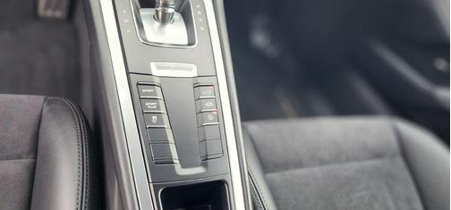BLACK 2015 Porsche Cayman GTS