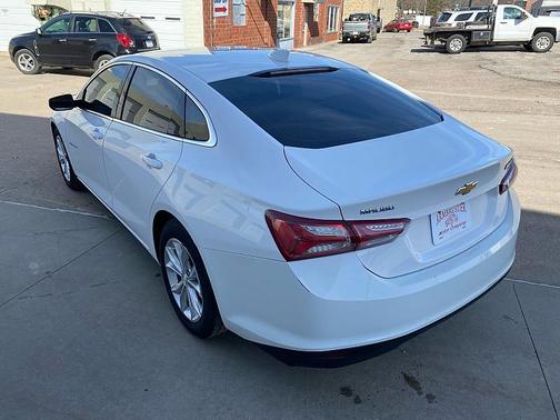 2021 Chevrolet Malibu FWD LT