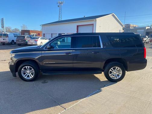 2016 Chevrolet Suburban LT