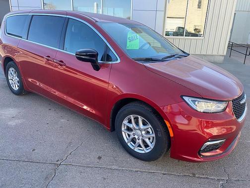 2026 Chrysler Pacifica L