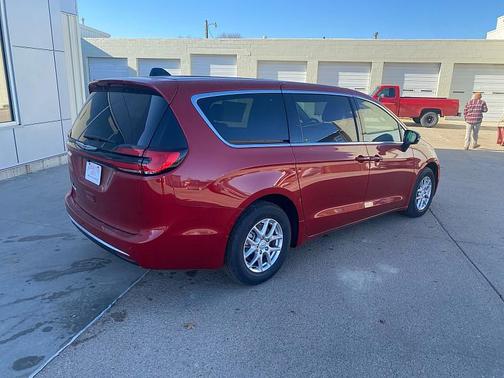 2026 Chrysler Pacifica L