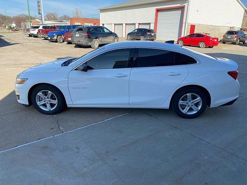 2019 Chevrolet Malibu 1LS