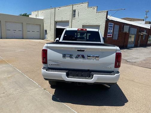 Bright White Clearcoat 2026 RAM 2500 Laramie Crew Cab 4x4 6'4' Box