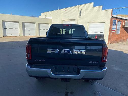 2026 RAM 2500 Big Horn Crew Cab 4x4 6'4' Box