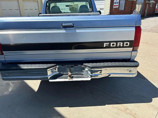 LIGHT BLUE 1996 Ford F-150