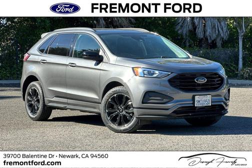 Carbonized Gray Metallic 2024 Ford Edge SE
