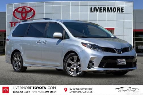 2020 Toyota Sienna SE Premium